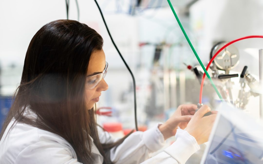 La falta de visibilización y la autoexigencia son dos grandes barreras para el papel de la mujer en la ciencia