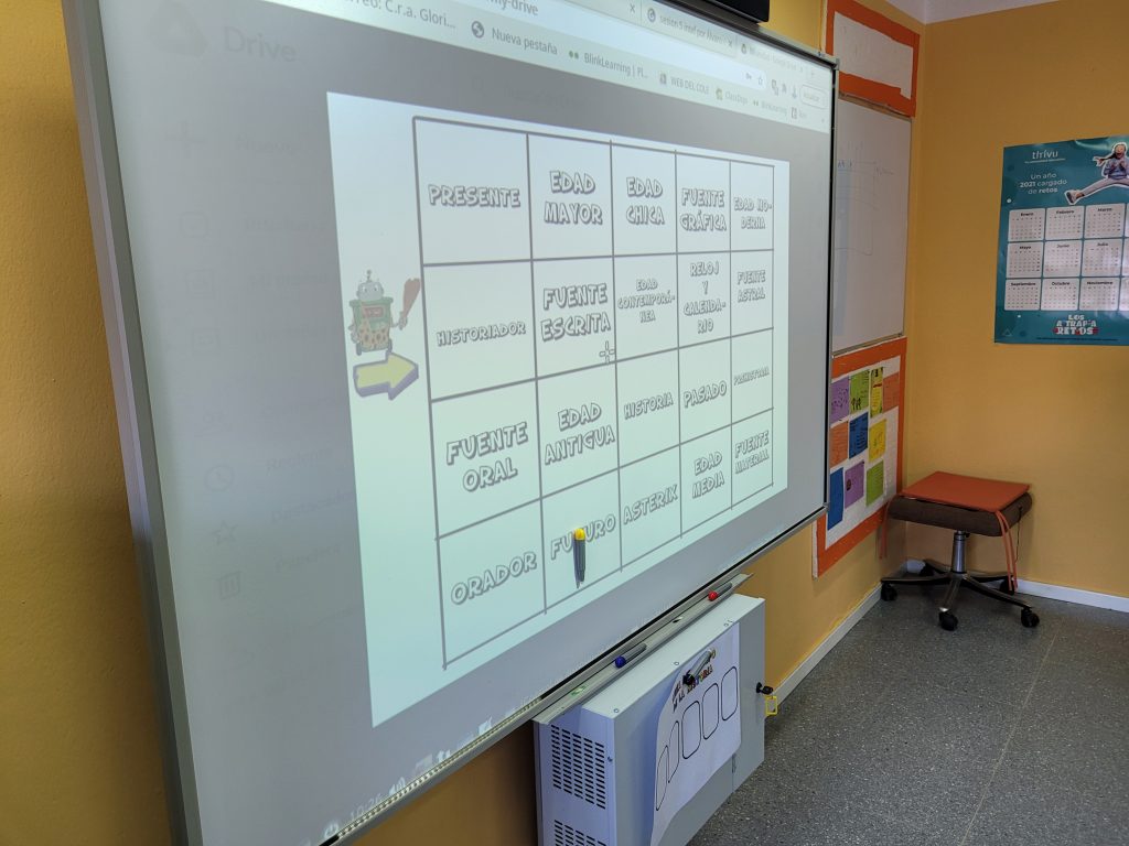 Tapete de respuestas proyectado sobre la pantala