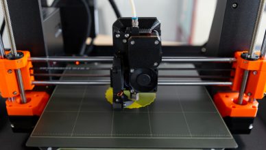 Impresora 3D en funcionamiento